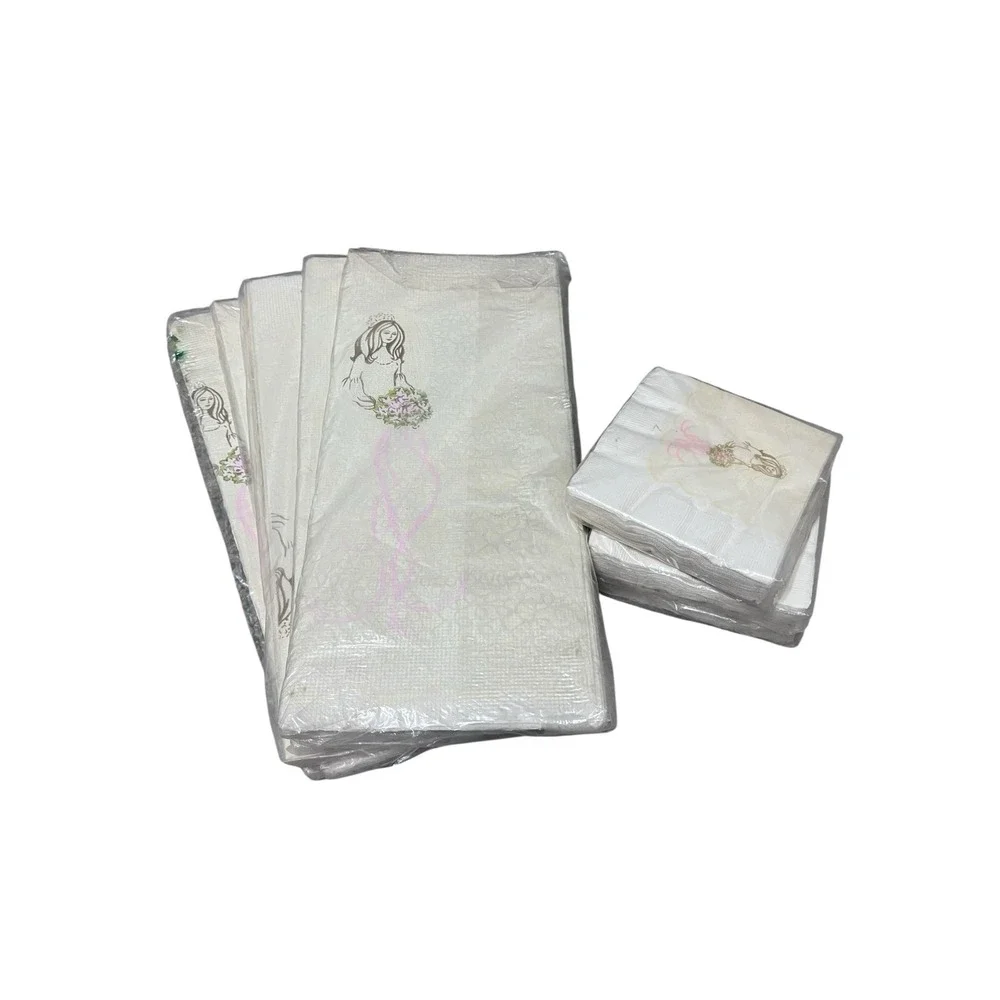 Hallmark Vintage Set of 5 Table Covers & 3 Paper Napkins Bride